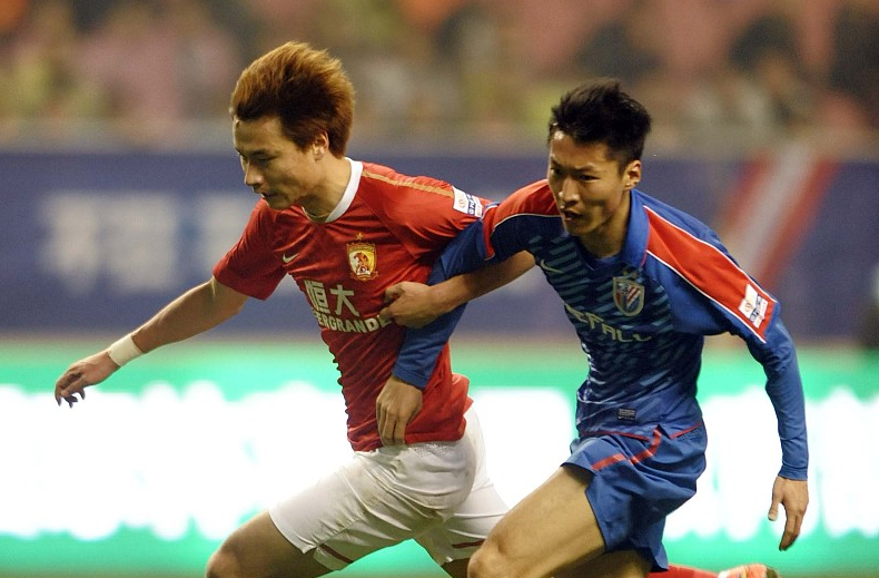 熊猫体育官方网站-多伦多猛龙集结日队长鼓劲，志在中超名次提升，引发热议，团队化学反应显著